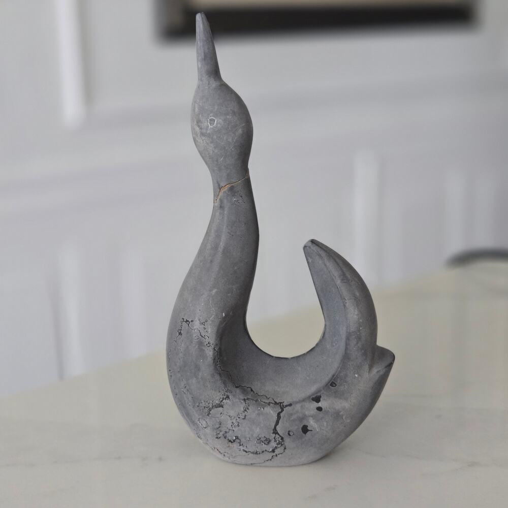 Minimalist Stone Art Bird Sculpture *Flaw #941